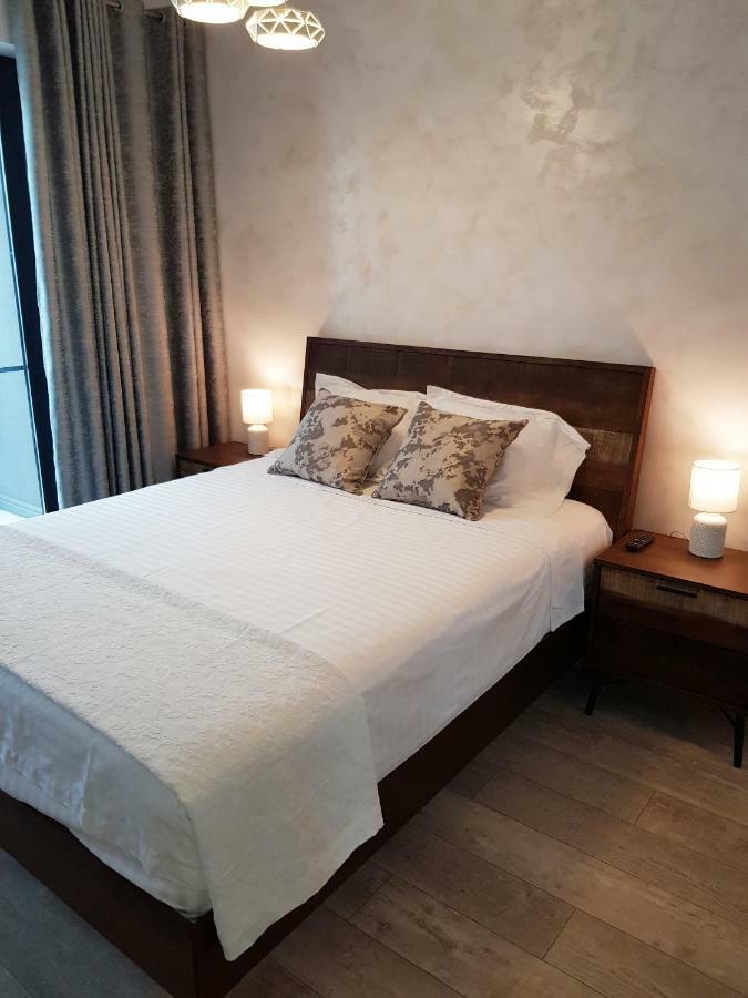 Mg Apartments Mamaia Nord Нэводари Экстерьер фото